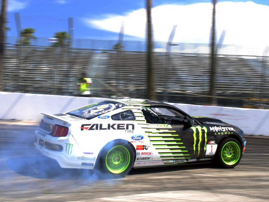  Ford Mustang GT Formula Drift 2009 года  (фото 4 из 8)